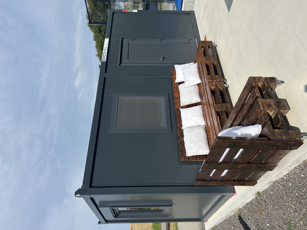 Container wurde aufgestellt